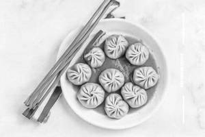 Gravy Momos