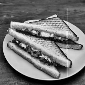 Double egg sandwich