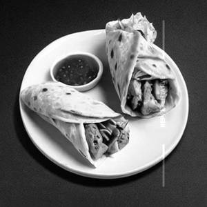 Single egg single chicken roll
