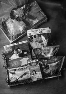 Namkeen & Sweets Gift Hamper