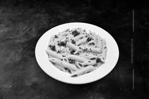 White Sauce Pasta