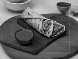 Achari chicken roll