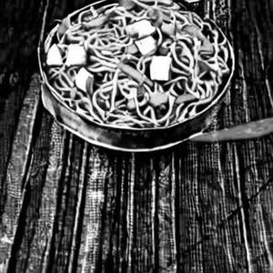 Paneer Mushroom Hakka Noodles