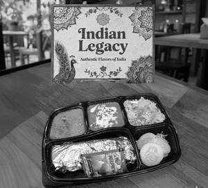 Special Paneer Veg Thali 