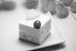 Eggless Pineapple Pastry