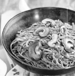 Mushroom noodles