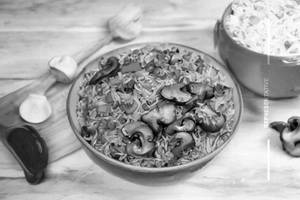Mushroom Fried Rice                                              