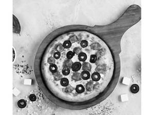 BBQ Paneer Pizza