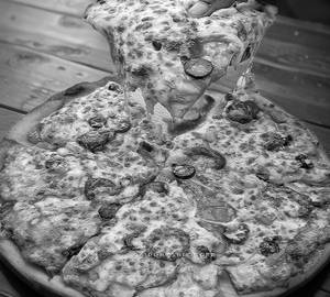 Country hut pizza (Large 9")