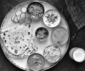 Deluxe thali