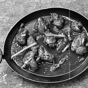 Chrispy Chicken In Hot Garlic Sauce