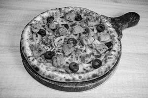 Maharaja Veg Pizza