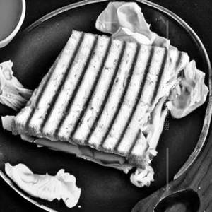 Veg Cheese Grilled Sandwich