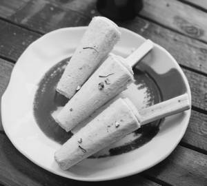 Pista Kulfi