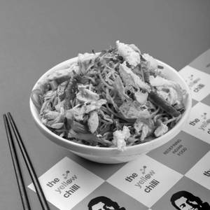 Chilli Garlic Noodles Chicken