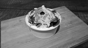 Blueberry Cake Dry Fruits Sundae