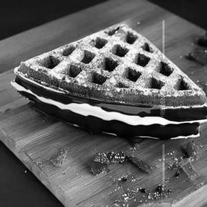 Dark Paan Waffle