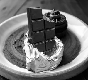 Chocolate bars big