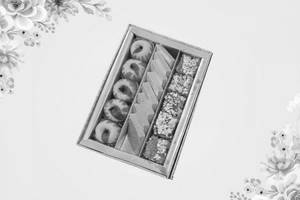 3 Line Sweet Box