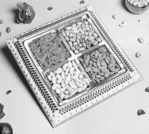 Pankhudi Dryfruits Tray 12'' ( 400 Gms )