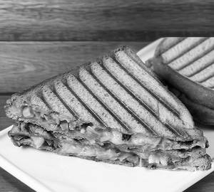 Cheese chilli cron grilled sandwich