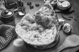 Cheese Garlic Naan