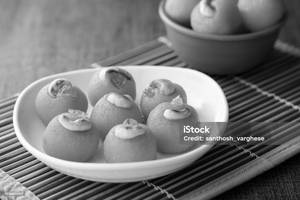 Kesar Laddu
