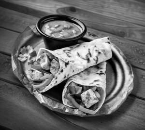 Tandoori paneer wrap