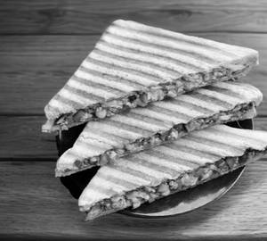 Veg grilled sandwich