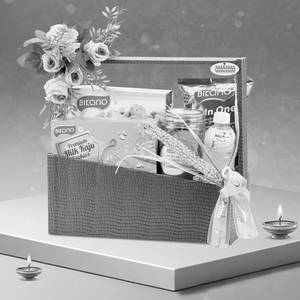 Snacks Hamper