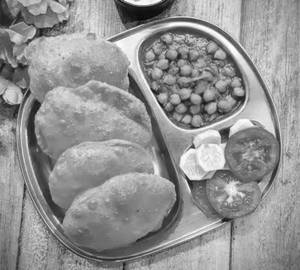 Chola poori 1pc