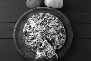 paneer makhni pizza