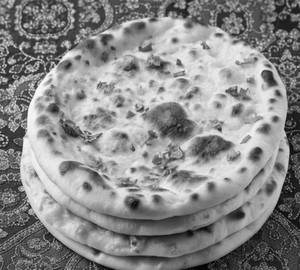 Stuffed kulcha