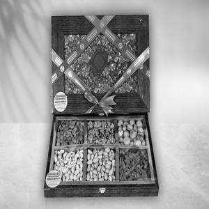 Grand Dry Fruit Hamper-1