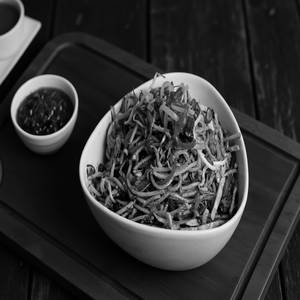 mushroom schezwan noodles