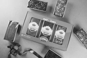 Assorted Drycake Window Box [Pack Of 3]