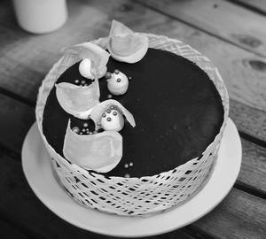 Chocolate truffle celebration cake [500 g]