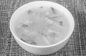 Veg clear soup
