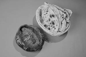 C.t.m. Chicken Tikka Masala (Laal Mirchi Paratha)
