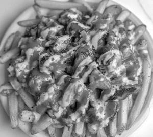 Chicken loaded fries