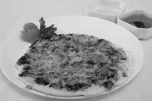 Podi Onion Utthapam