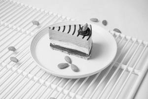 Triple Chocolate Pastry [1 Piece]