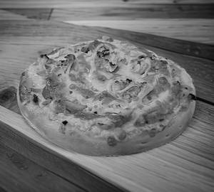 Momos Spice Magic Pizza [Small]