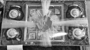 Special Hamper (4 Dryfruit + Bite)