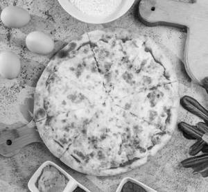 Cheese Margherita Pizza
