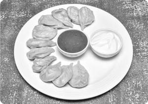Steam Veg Paneer Momos