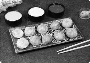 Steam Veg Momos