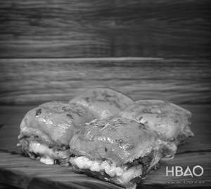 Cheese Paneer Maska Pav (4 Pcs)