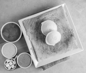 Paneer Dosa With Idli {2Pcs} & Sambhar With [2Pcs] Gulab Jamun