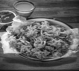 Kanda Bhajiya (Onion Pakora )
